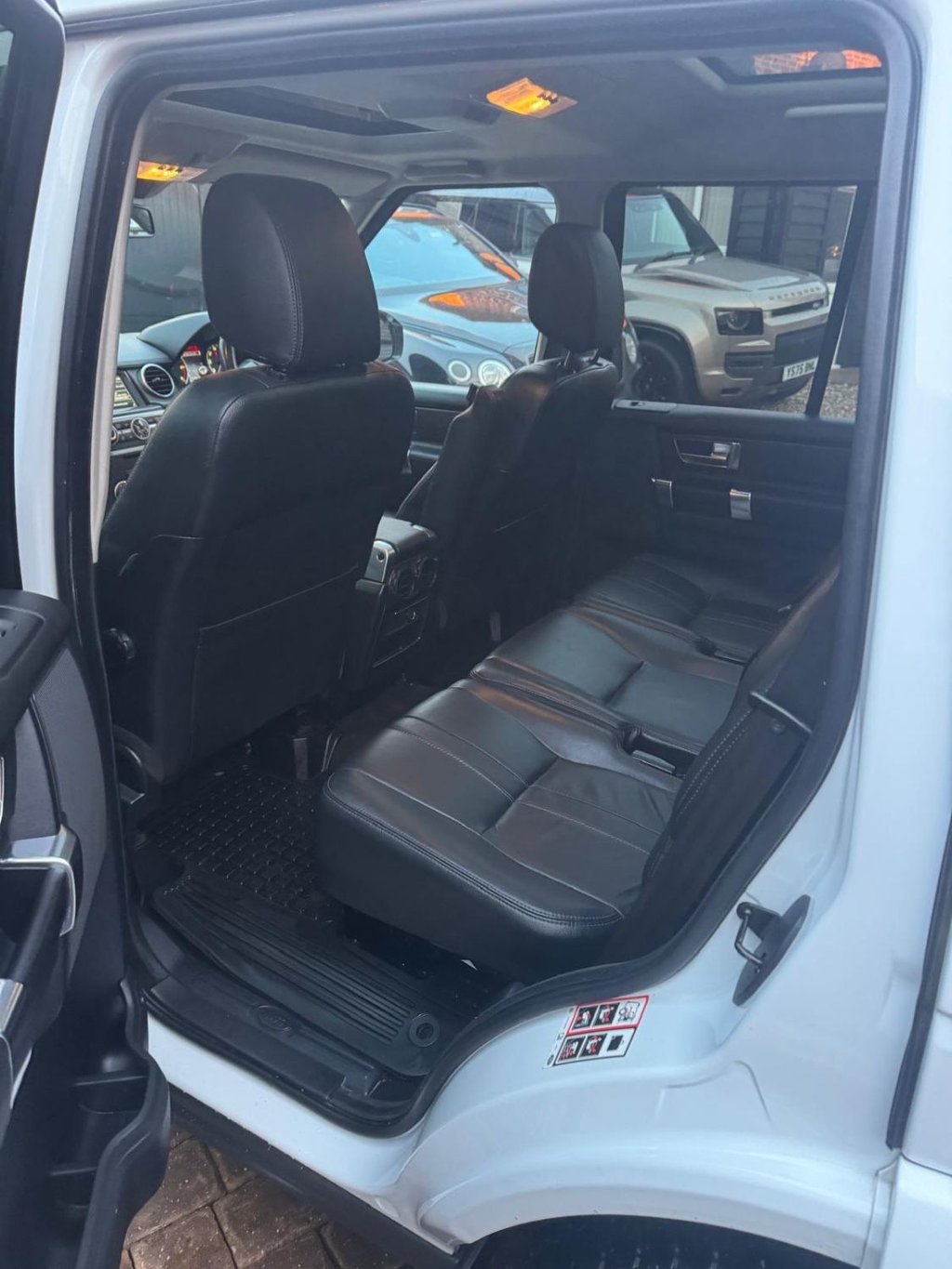 Used Land Rover Discovery 2014 for sale - 77167233: Photo 15