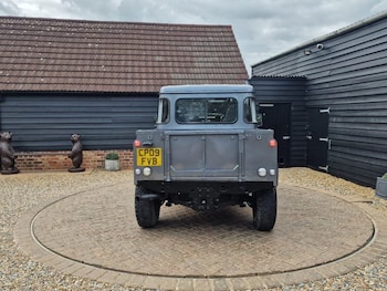 Used Land Rover Defender 2009 for sale - 75444438: Photo