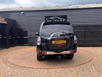 Used Mitsubishi Shogun 2018 for sale - 78834570: Photo
