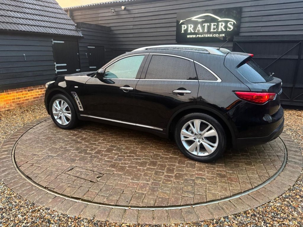 Used Infiniti FX 2013 for sale - 76848056: Photo 2