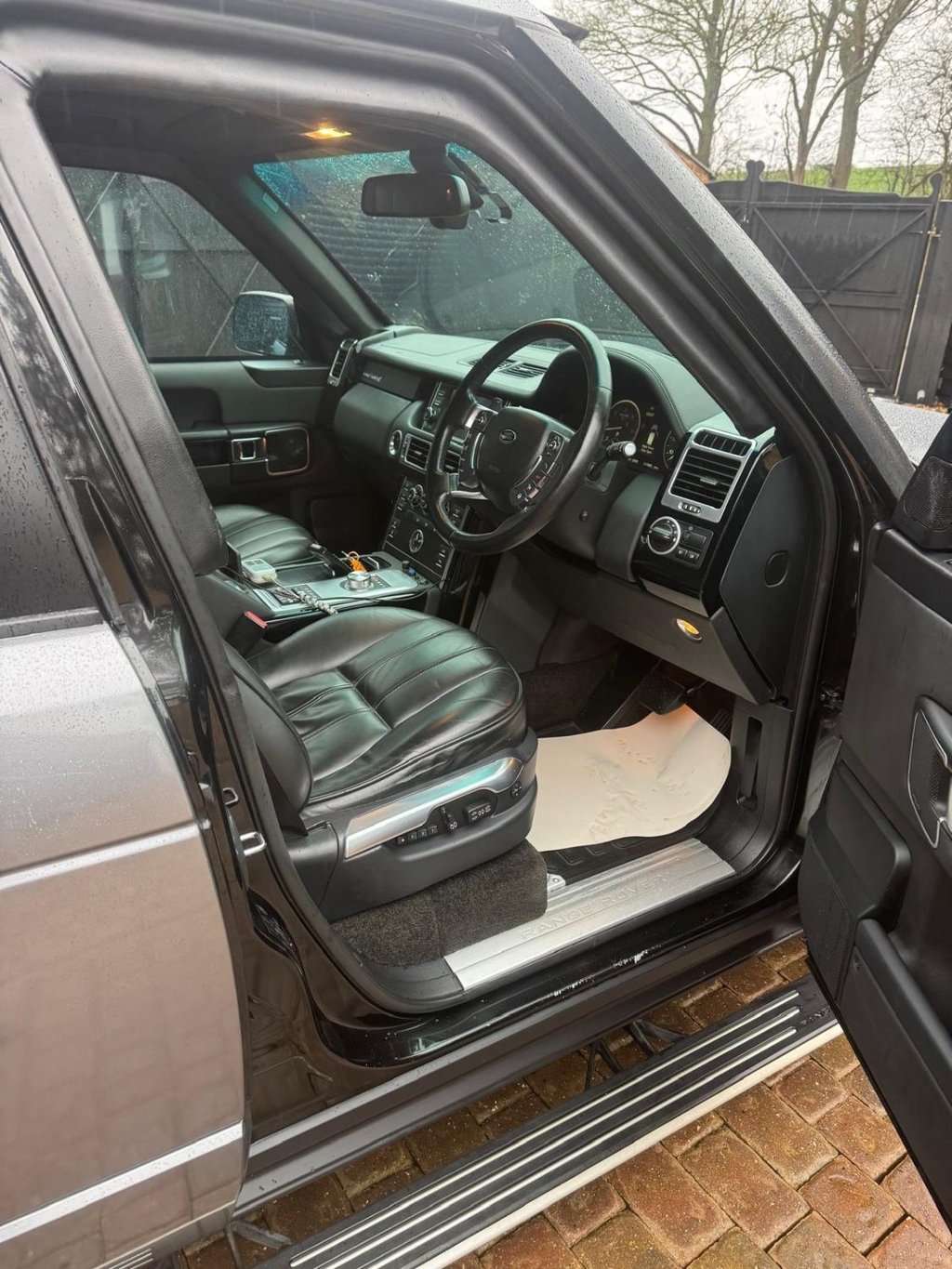 Used Land Rover Range Rover 2010 for sale - 77236432: Photo 11