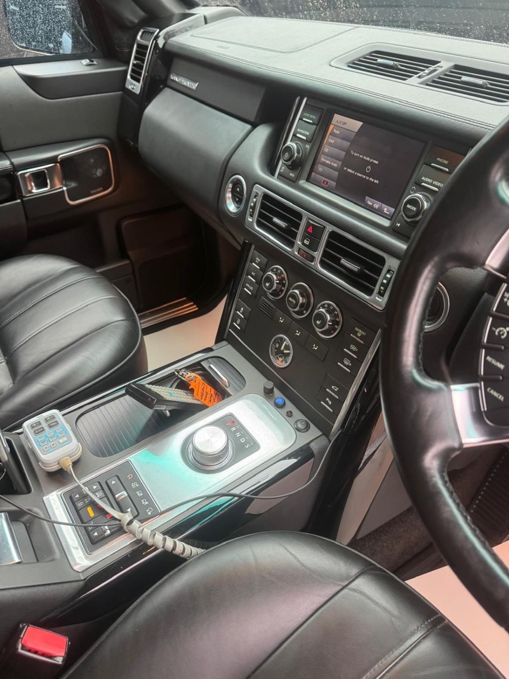 Used Land Rover Range Rover 2010 for sale - 77236432: Photo 16