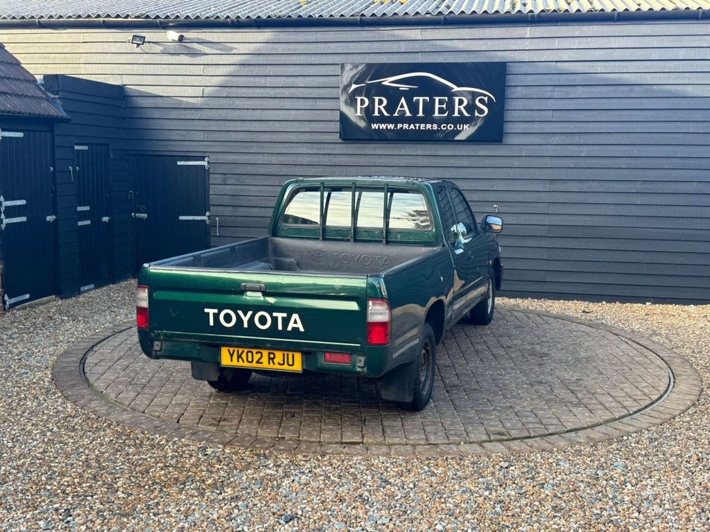 Used Toyota Hilux 2002 for sale - 77647970: Photo 14