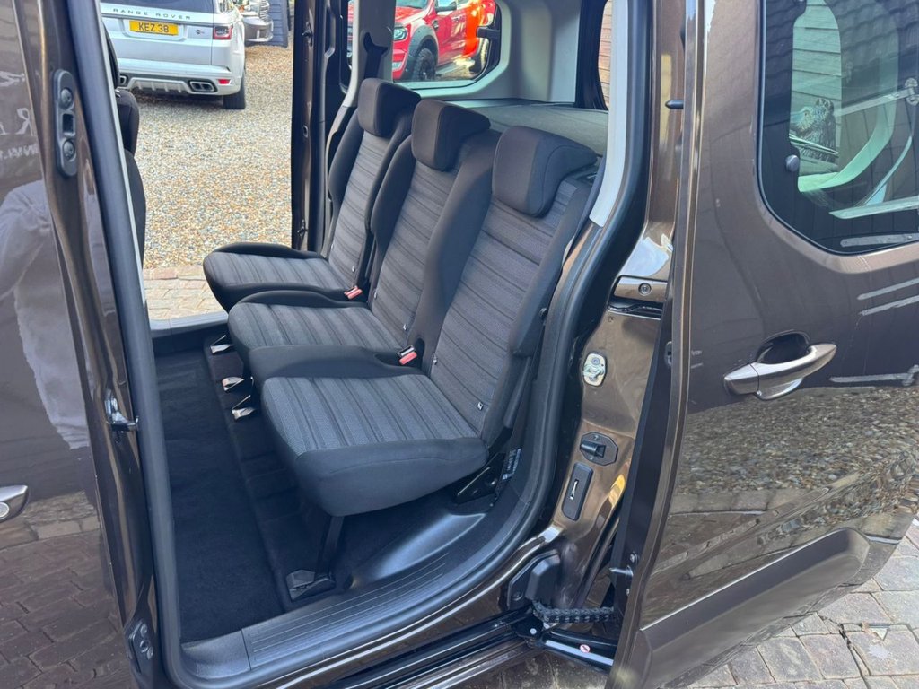 Used Vauxhall Combo Life 2020 for sale - 77647950: Photo 13