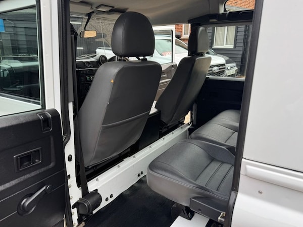 Used Land Rover Defender 2015 for sale - 76304261: Photo 20