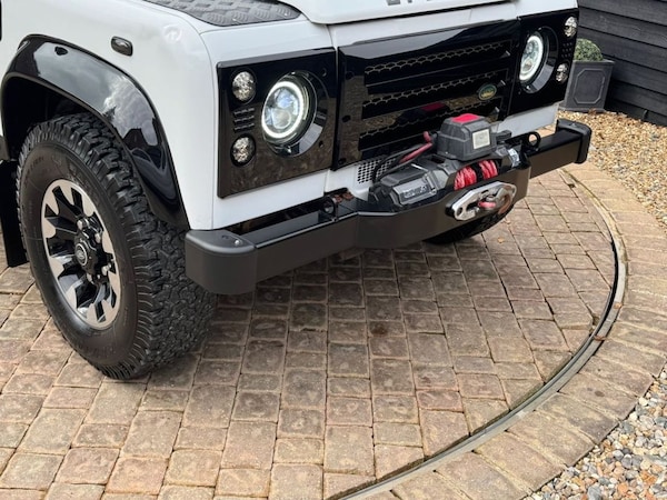 Used Land Rover Defender 2015 for sale - 76304261: Photo 22