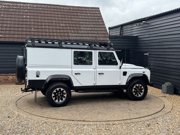 Used Land Rover Defender 2015 for sale - 76304261: Photo 5