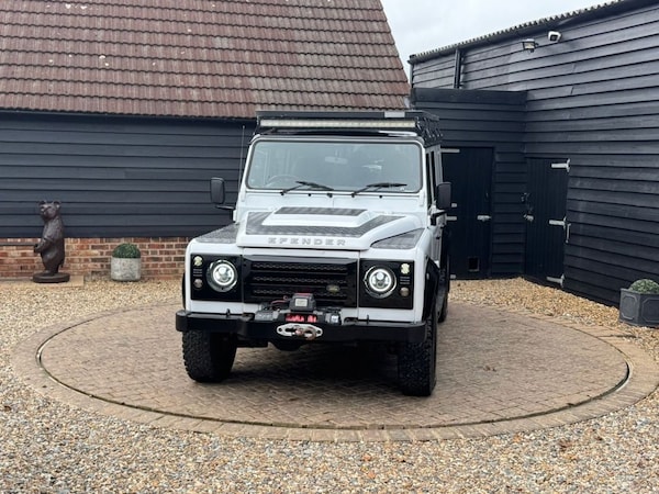 Used Land Rover Defender 2015 for sale - 76304261: Photo 8