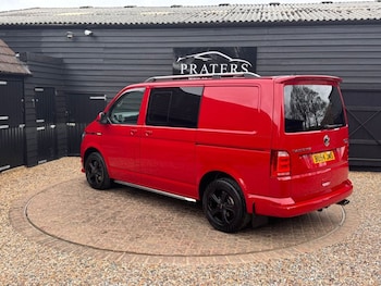 Used Volkswagen Transporter 2018 for sale - 78287804: Photo