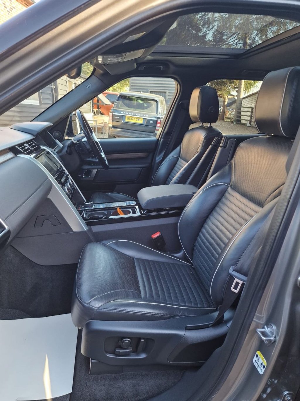 Used Land Rover Discovery 2019 for sale - 76081196: Photo 10