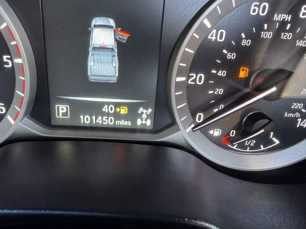 Used Nissan Navara 2017 for sale - 77971601: Photo 12