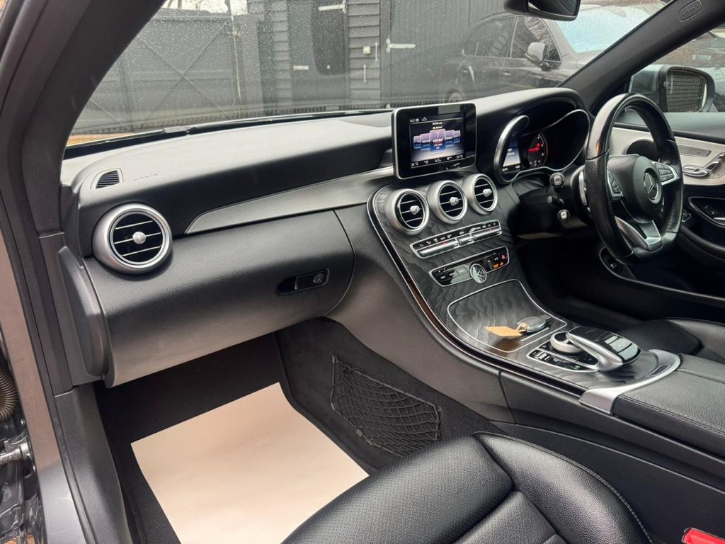 Used Mercedes-Benz C Class 2017 for sale - 77647900: Photo 12
