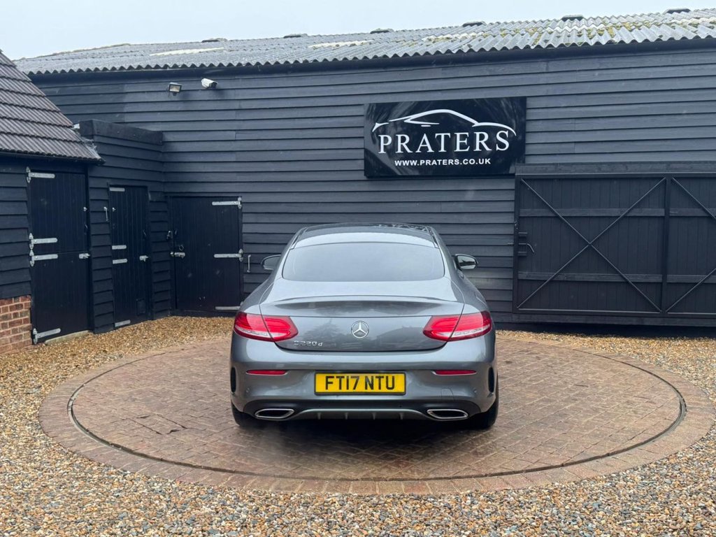 Used Mercedes-Benz C Class 2017 for sale - 77647900: Photo 3