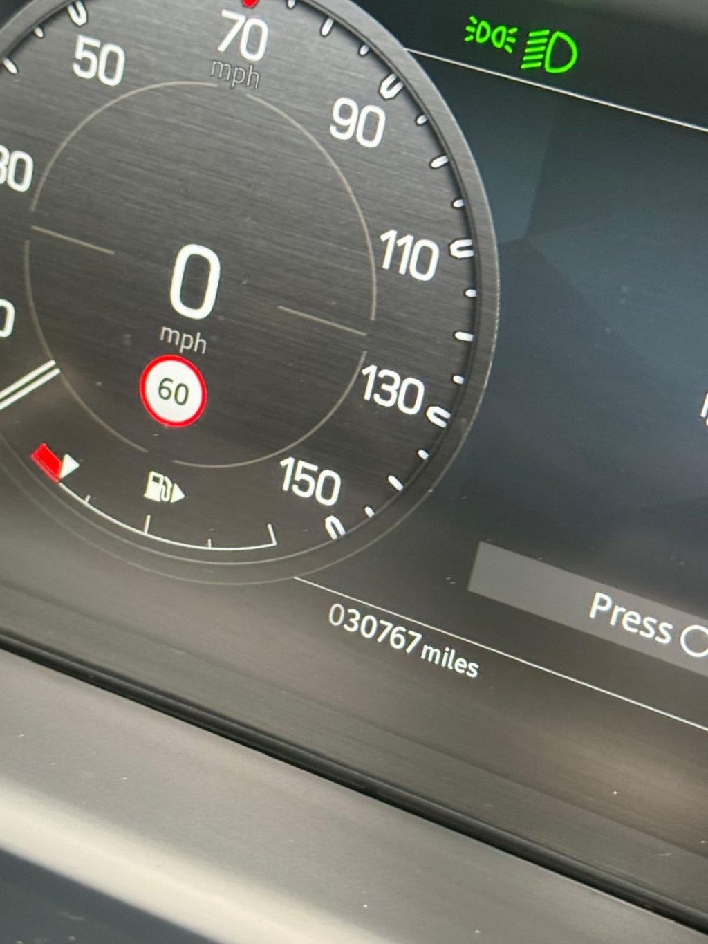 Used Land Rover Defender 2022 for sale - 76670528: Photo 15