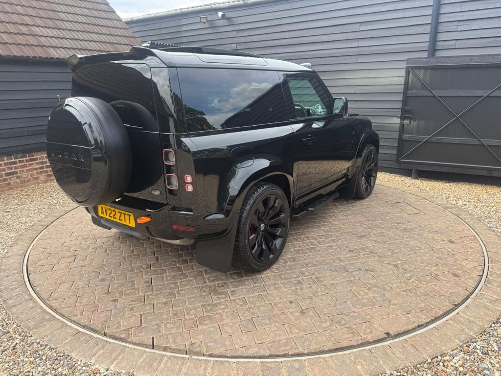 Used Land Rover Defender 2022 for sale - 76670528: Photo 2