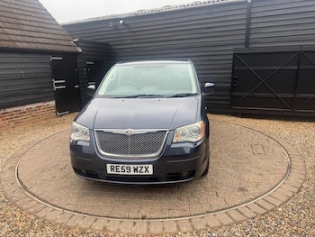 Used Chrysler Grand Voyager 2009 for sale - 74930996: Photo