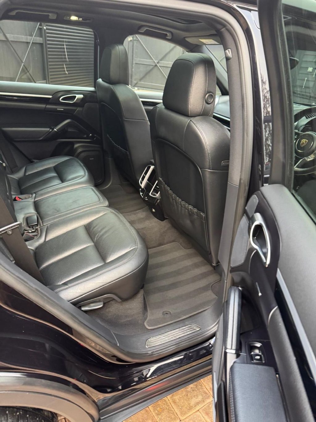 Used Porsche Cayenne 2015 for sale - 77485027: Photo 17
