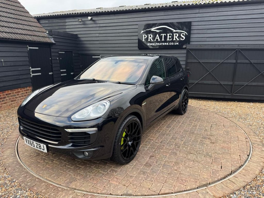 Used Porsche Cayenne 2015 for sale - 77485027: Photo 2