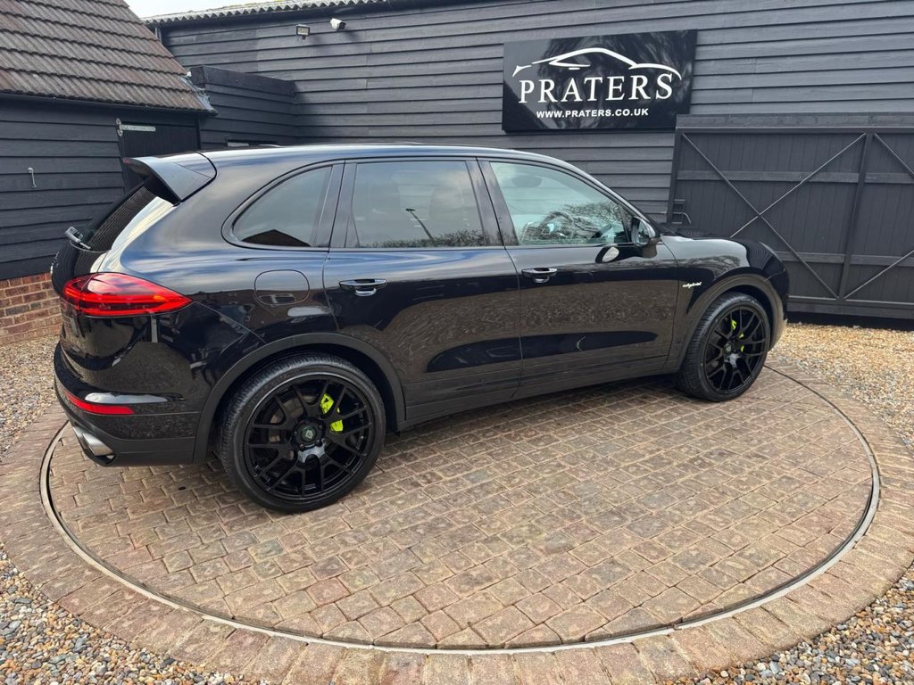 Used Porsche Cayenne 2015 for sale - 77485027: Photo 26