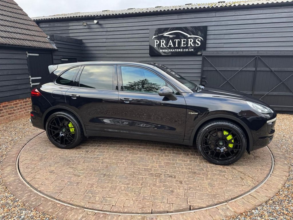 Used Porsche Cayenne 2015 for sale - 77485027: Photo 31