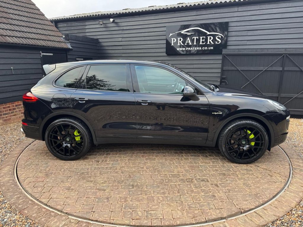 Used Porsche Cayenne 2015 for sale - 77485027: Photo 8