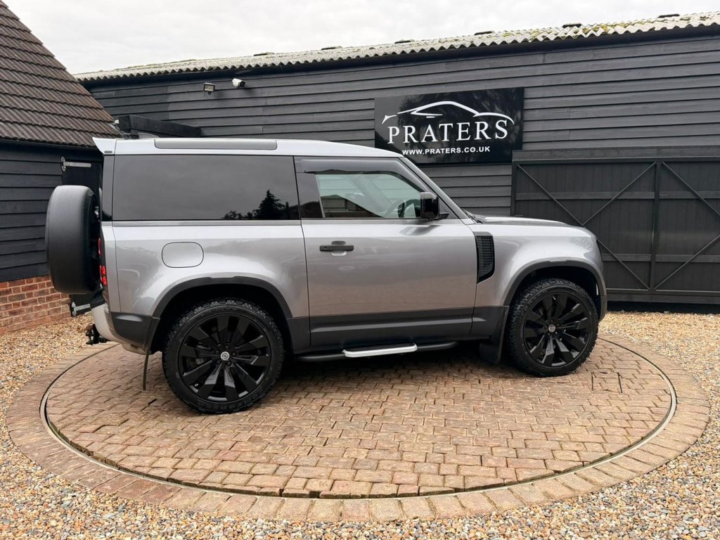 Used Land Rover Defender 2021 for sale - 77959775: Photo 23