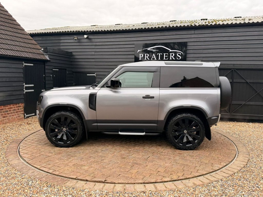 Used Land Rover Defender 2021 for sale - 77959775: Photo 3