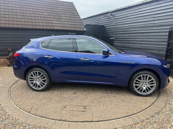 Used Maserati Levante 2017 for sale - 74426409: Photo 5