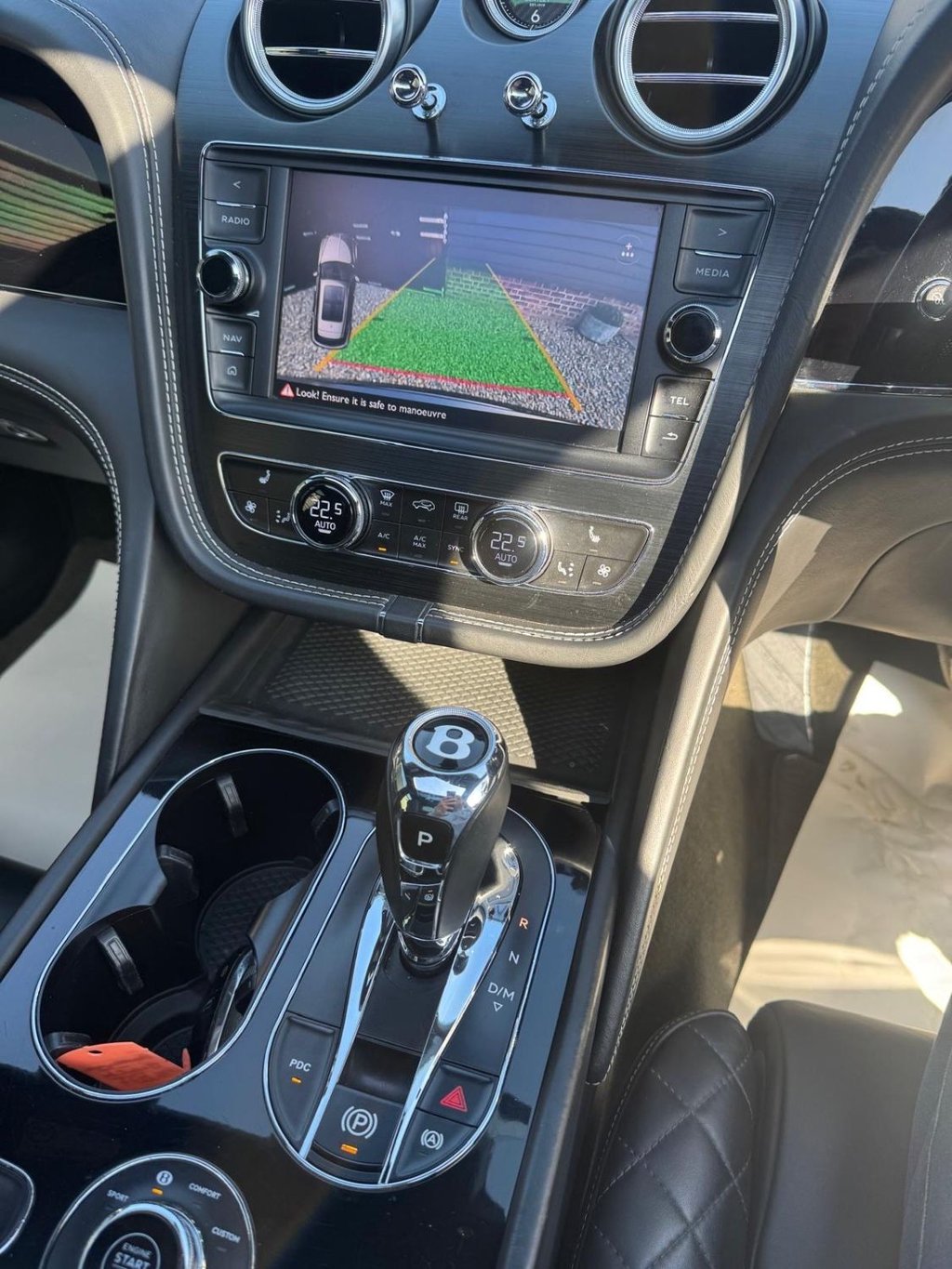 Used Bentley Bentayga 2016 for sale - 76162886: Photo 21