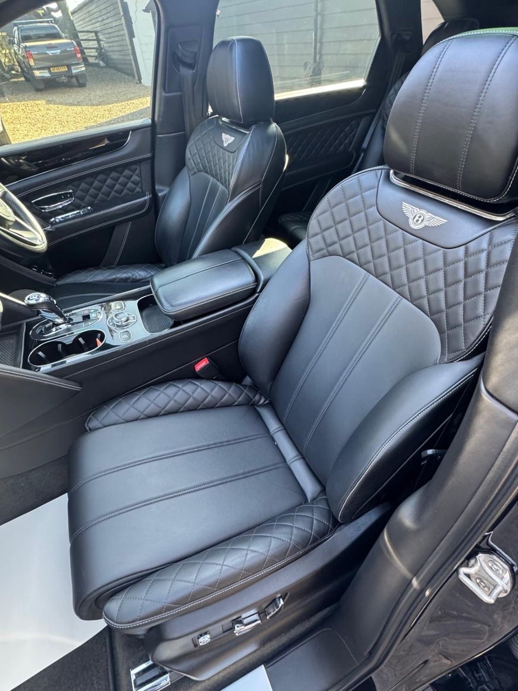 Used Bentley Bentayga 2016 for sale - 76162886: Photo 22