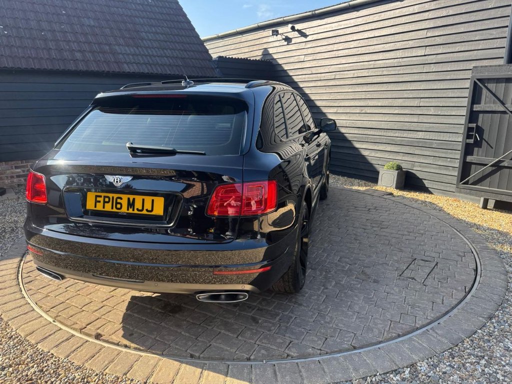 Used Bentley Bentayga 2016 for sale - 76162886: Photo 7