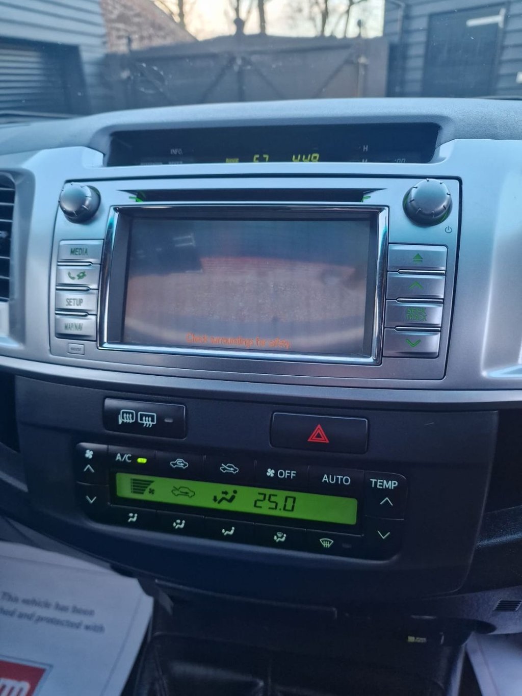 Used Toyota Hilux 2016 for sale - 77647951: Photo 12