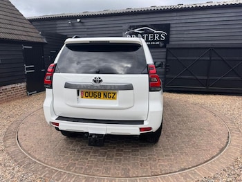 Used Toyota Land Cruiser 2018 for sale - 78672169: Photo