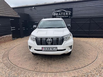 Used Toyota Land Cruiser 2018 for sale - 78672169: Photo