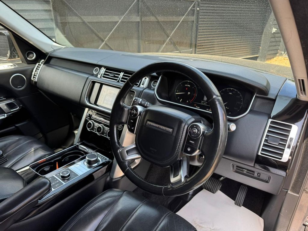 Used Land Rover Range Rover 2015 for sale - 76591144: Photo 11