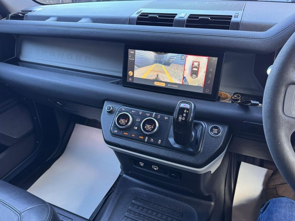Used Land Rover Defender 2021 for sale - 77632174: Photo 14