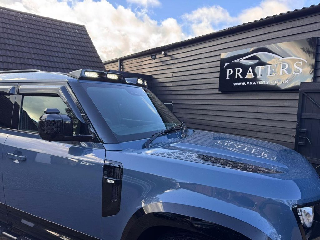 Used Land Rover Defender 2021 for sale - 77632174: Photo 23