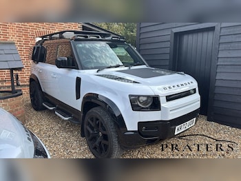 Used Land Rover Defender 2023 for sale - 77967568: Photo