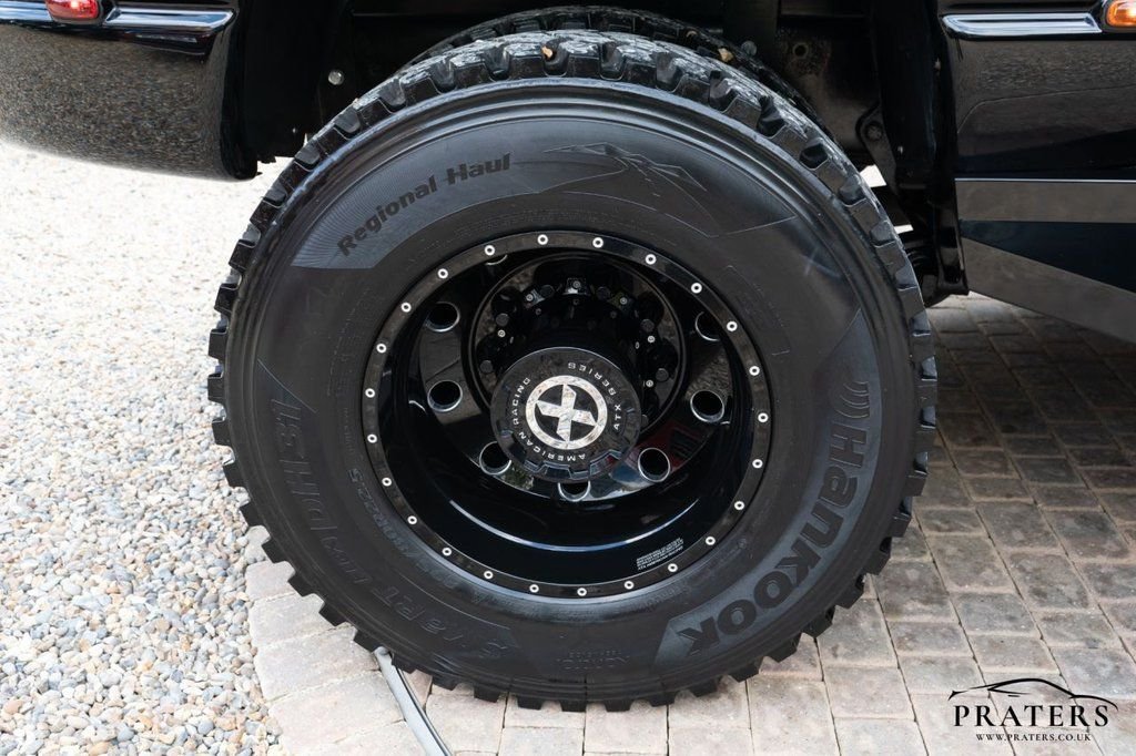 Vehicle 33