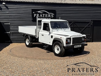 Used Land Rover Defender 130 2011 for sale - 79543607: Photo