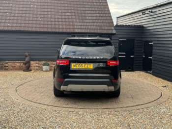 Used Land Rover Discovery 2017 for sale - 74022343: Photo