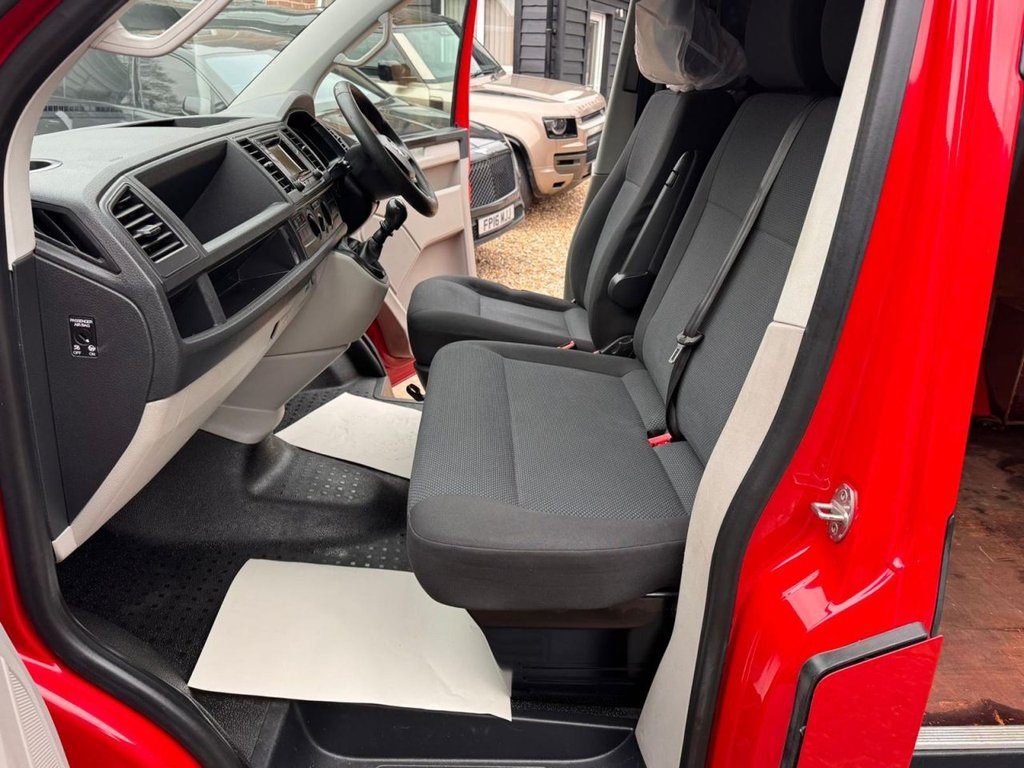 Used Volkswagen Transporter 2016 for sale - 77632128: Photo 10