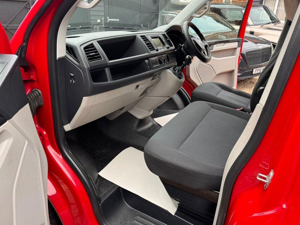 Used Volkswagen Transporter 2016 for sale - 77632128: Photo 11