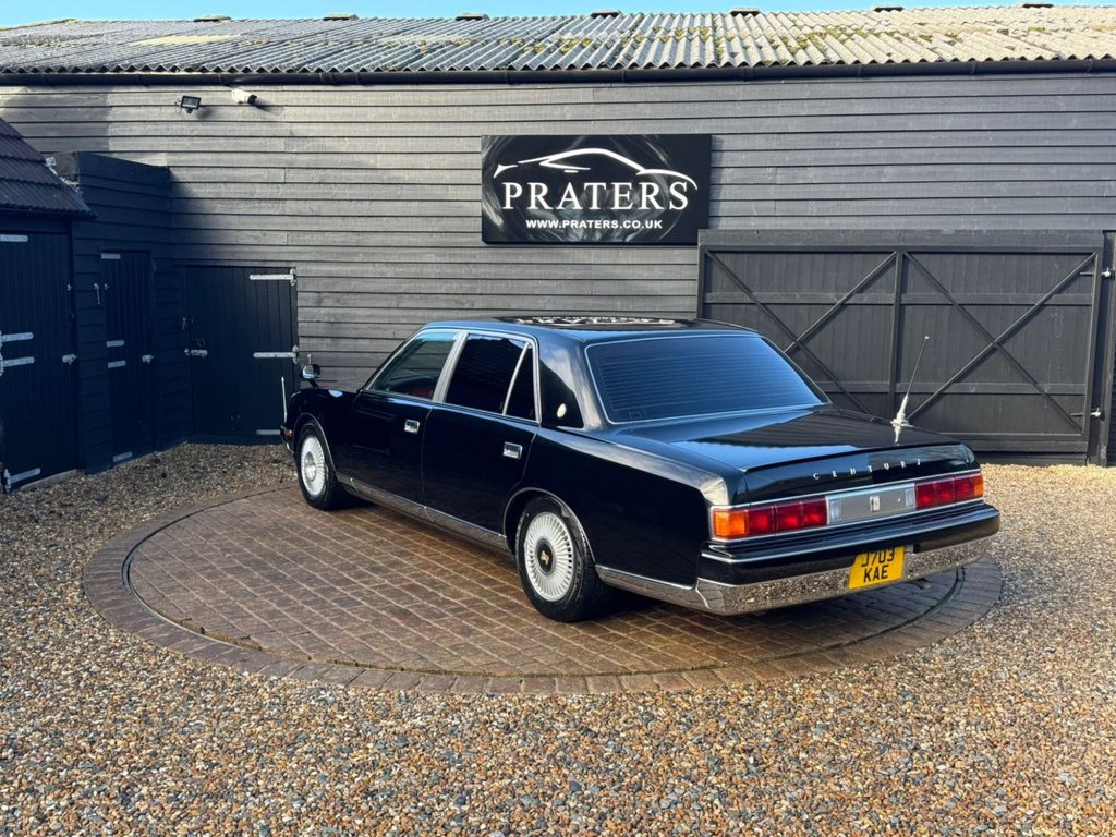 Used Toyota Century 1990 for sale - 77647946: Photo 8