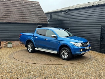 Mitsubishi - L200