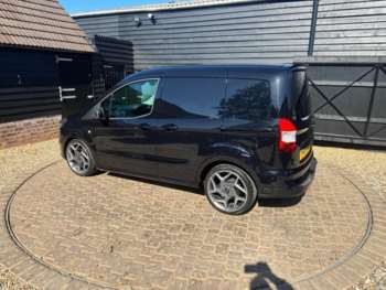 Used Ford Transit Courier 2023 for sale - 74423992: Photo