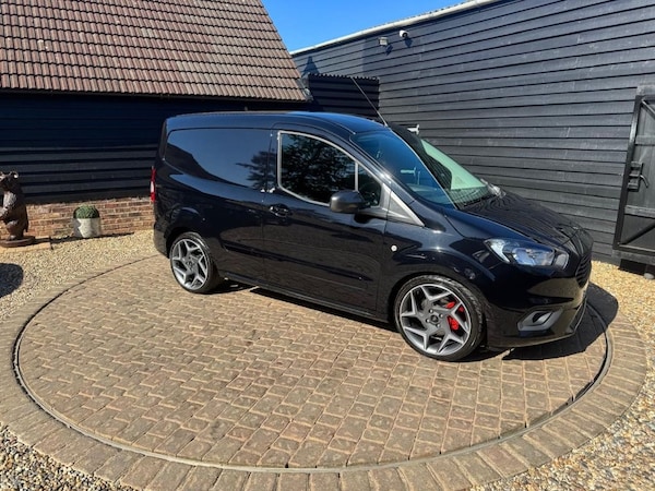 Used Ford Transit Courier 2023 for sale - 74423992: Photo 9