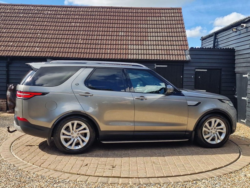 Used Land Rover Discovery 2018 for sale - 76098268: Photo 5