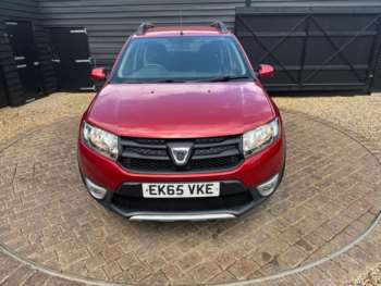 Used Dacia Sandero Stepway 2015 for sale - 74930399: Photo
