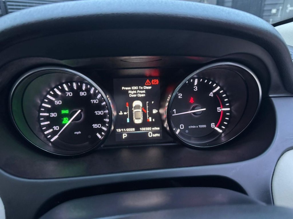 Used Land Rover Discovery Sport 2015 for sale - 76574768: Photo 13